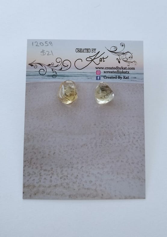 Gemstone earring studs